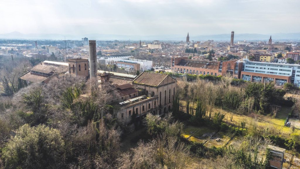 Nuovi progetti per la ex Eridania a Forlì, raccontati da Gianluca Zattini. Leggi di più sul progetto per la ex Eridania di Forlì - Forlì IN Magazine 01/22