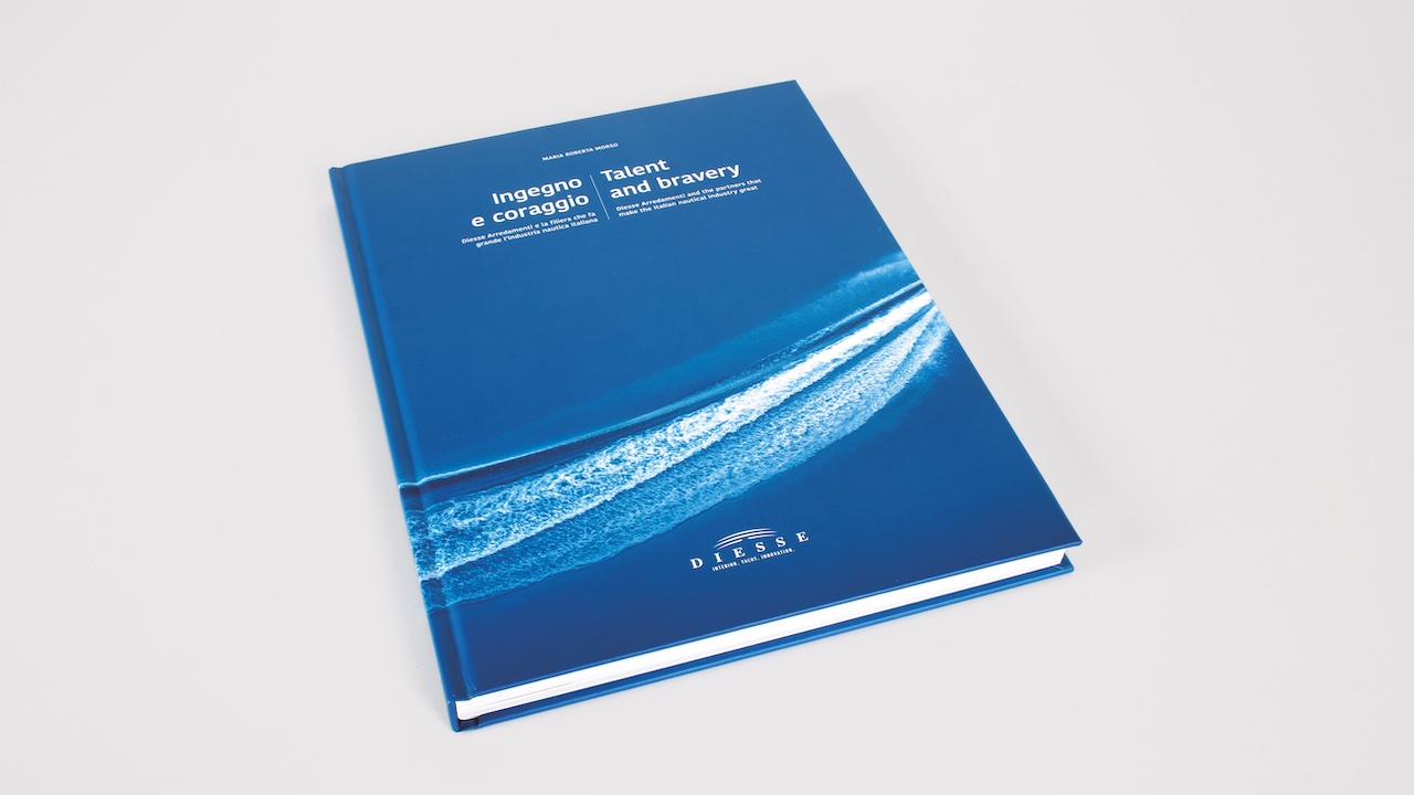 Ingegno e coraggio è il volume per i 30 anni di Diesse Arredamenti che celebra la filiera nautica. Leggi di più su "Ingegno e Coraggio" - Forlì-Cesena IN Magazine 01/22