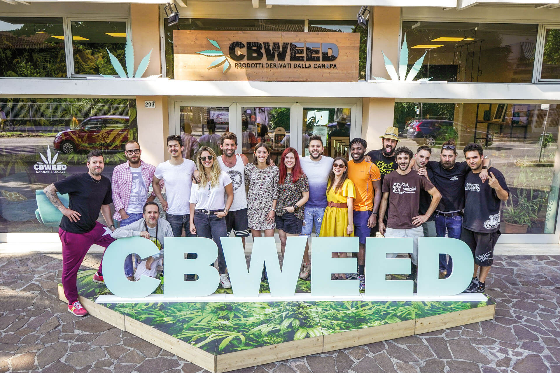 cbweed e la canapa in franchising