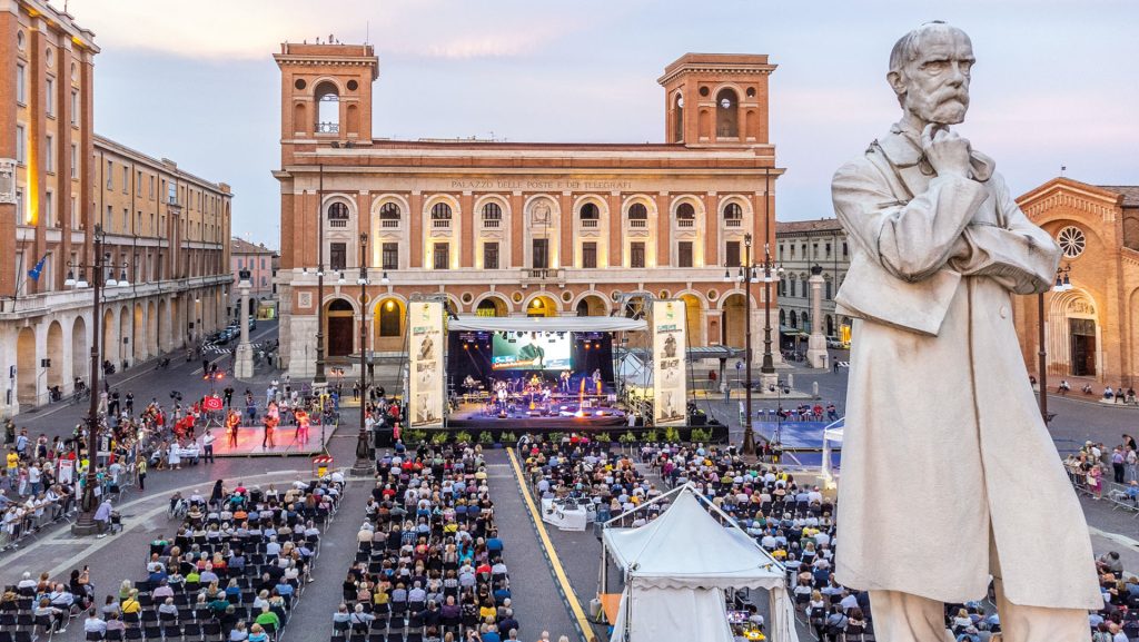 Cara Forlì, la tradizione del liscio romagnolo