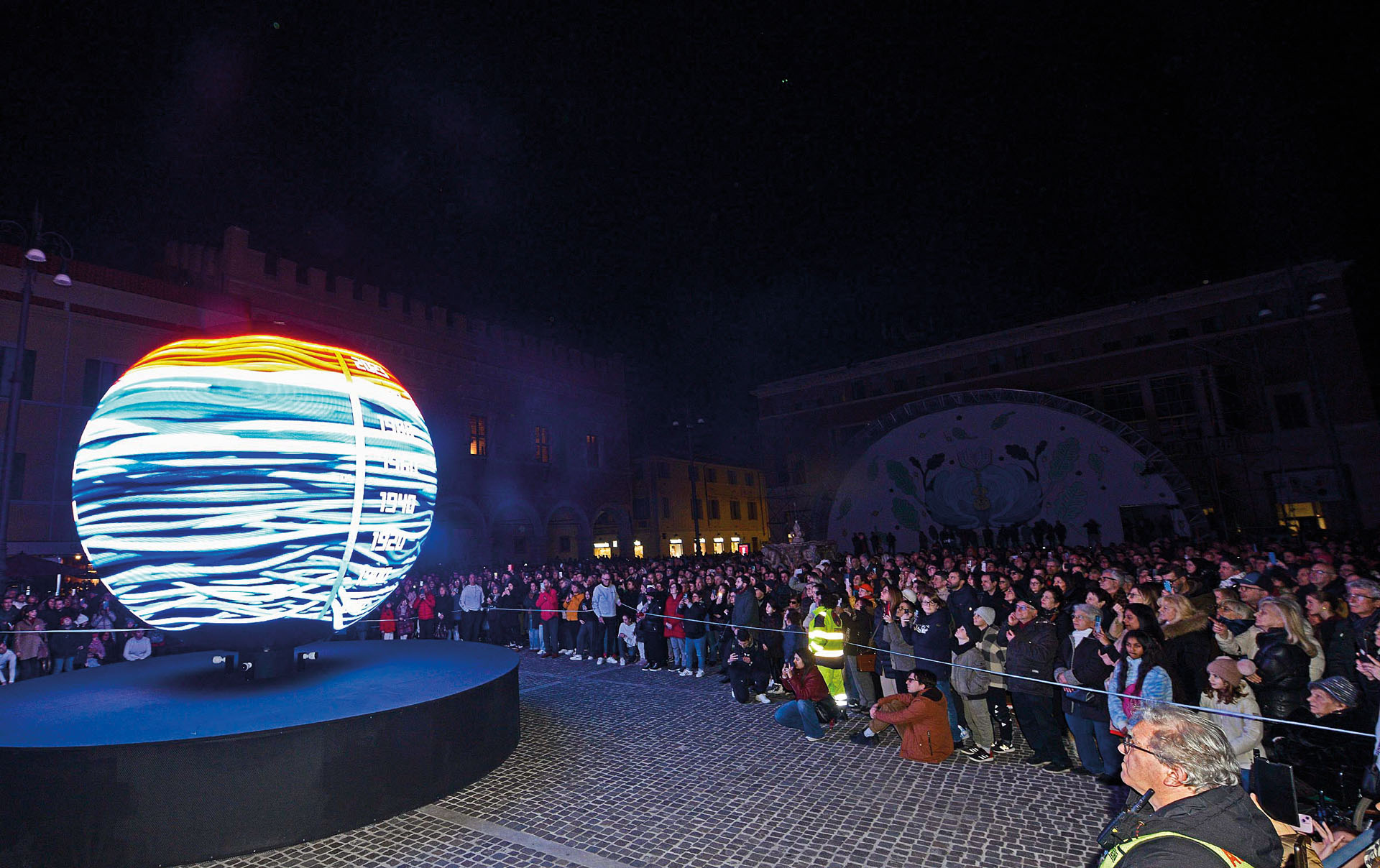 Biosfera, l'opera viva di Pesaro