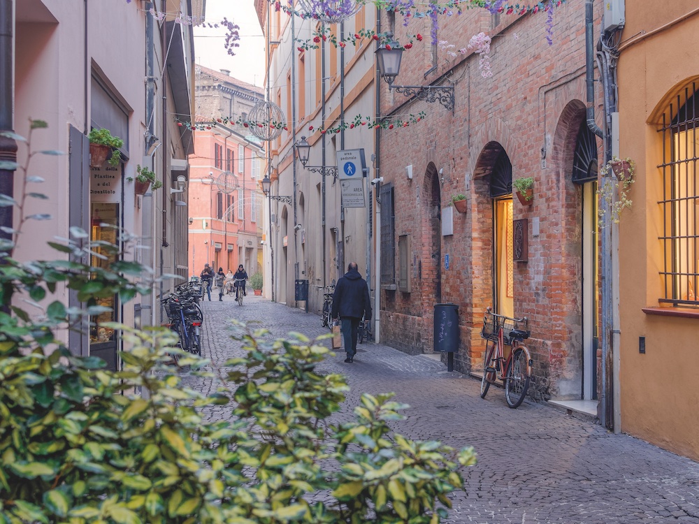 Strade a Ravenna: antichi passi